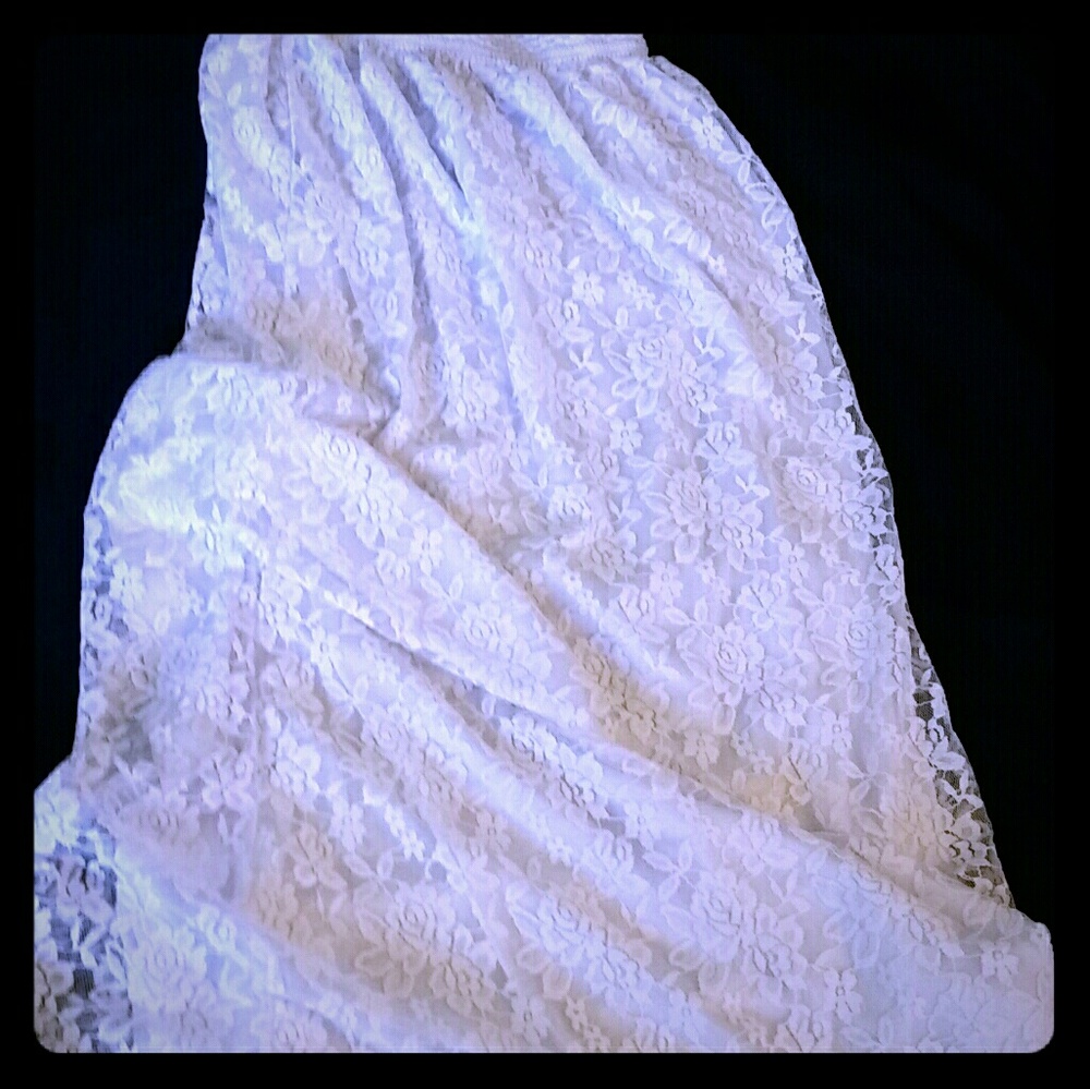 Skirt lace